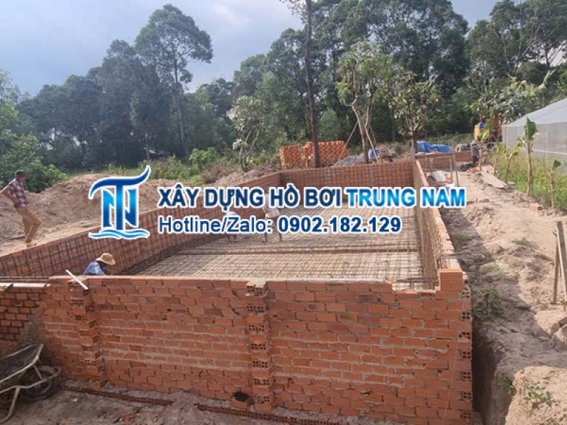 thi-cong-ho-boi-tai-tan-uyen-binh-duong-04.jpg